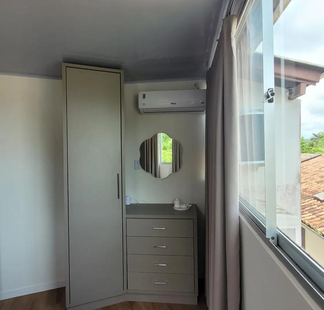 Cobertura Para Ate 6 Pessoas Em Ponta Das Canas 200M Da Praia Florianópolis 0*,  Brazílie